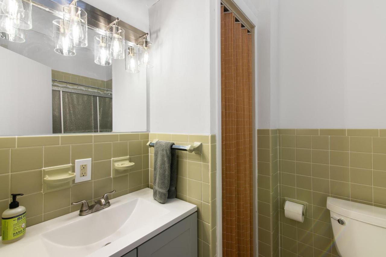 Vermont Getaway! Newly Renovated! Stratton Valley エクステリア 写真
