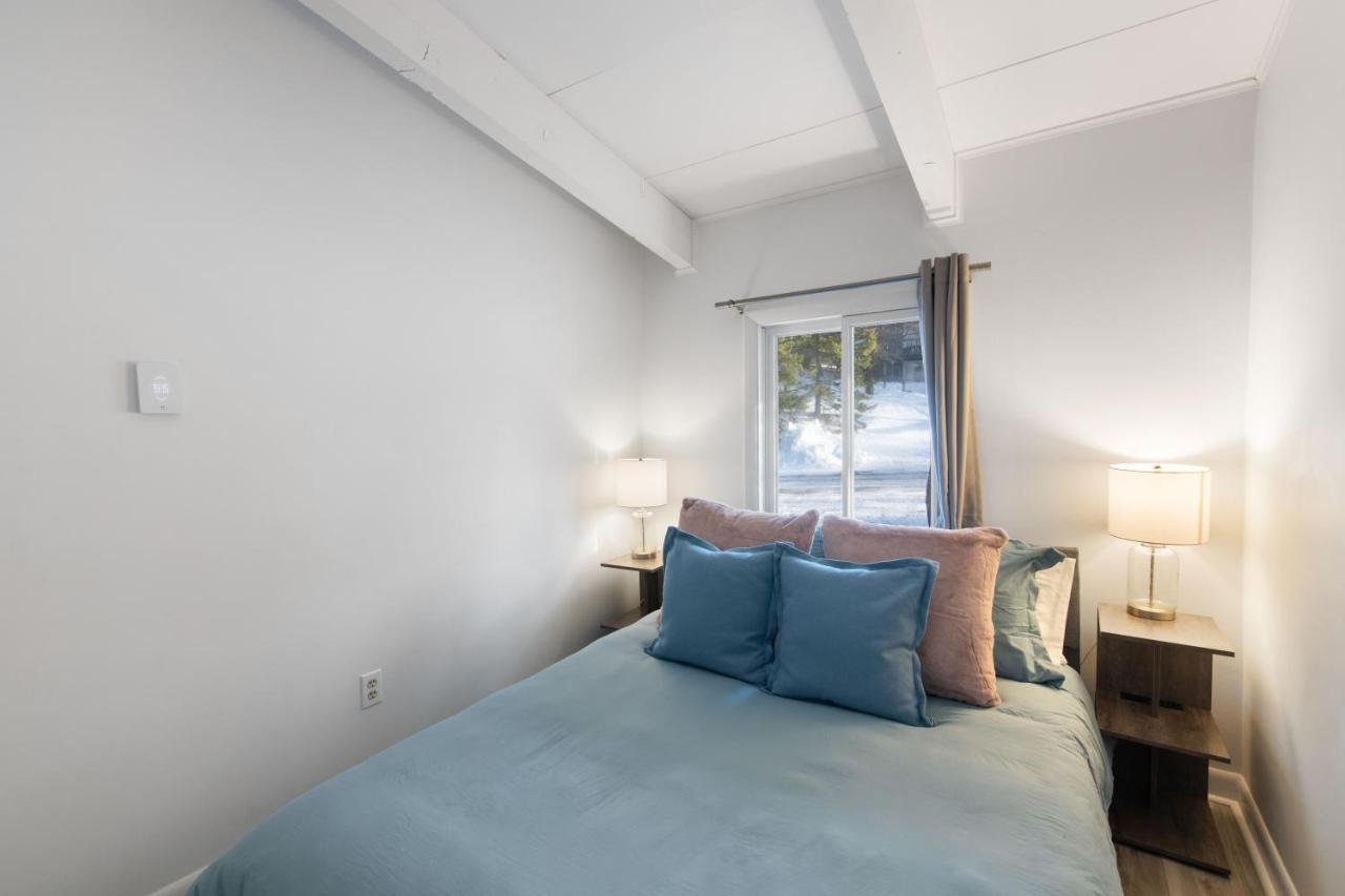 Vermont Getaway! Newly Renovated! Stratton Valley エクステリア 写真